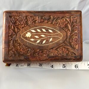 Vintage India Trinket Box Unisex 6x4 Brown Carved Wood Floral Bone Inlay Vintage